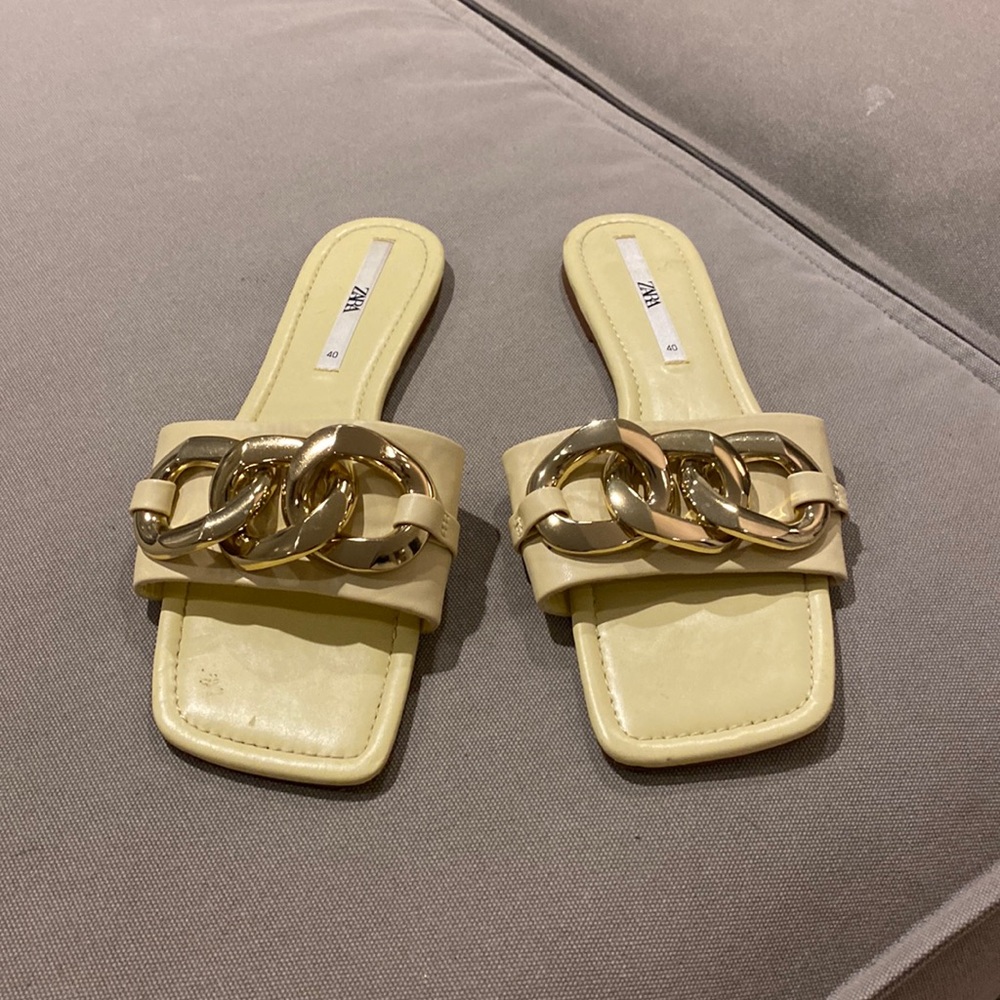 Ladies slide sandal